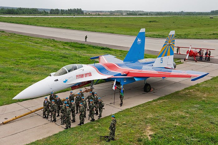 SUKHOI SU-35