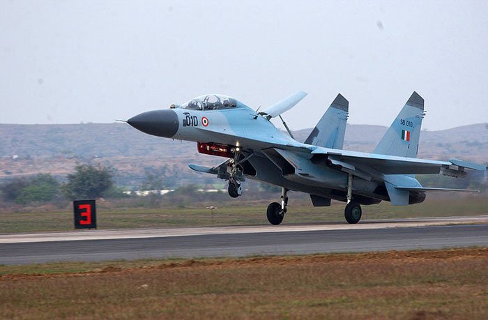 SUKHOI SU-30